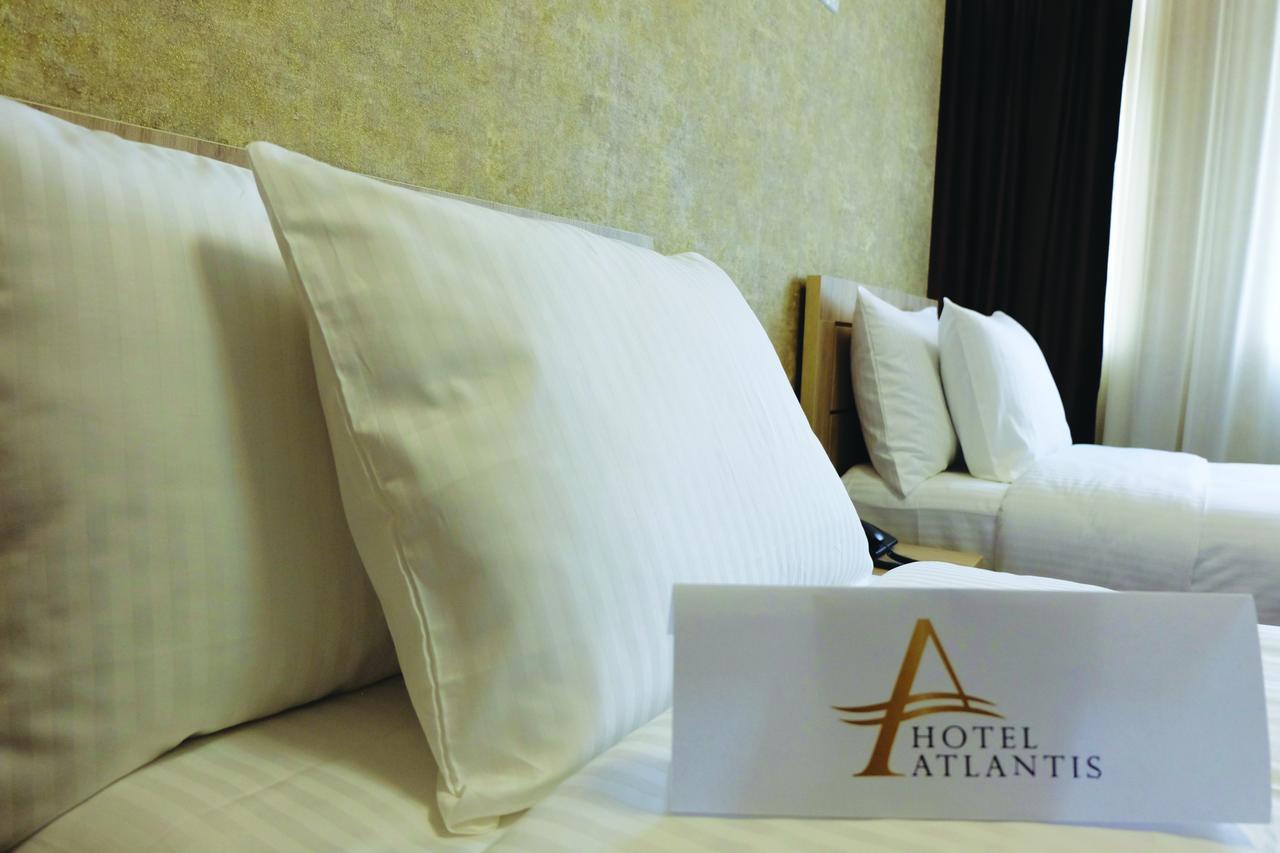 Hotel Atlantis Near Airport Тбілісі Екстер'єр фото